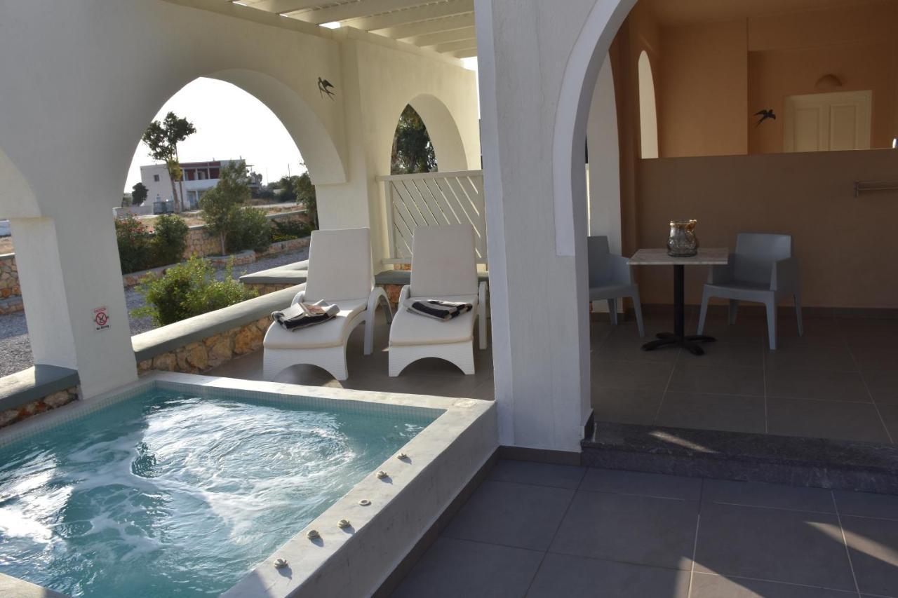 De_Naxia Suites Perissa  Esterno foto