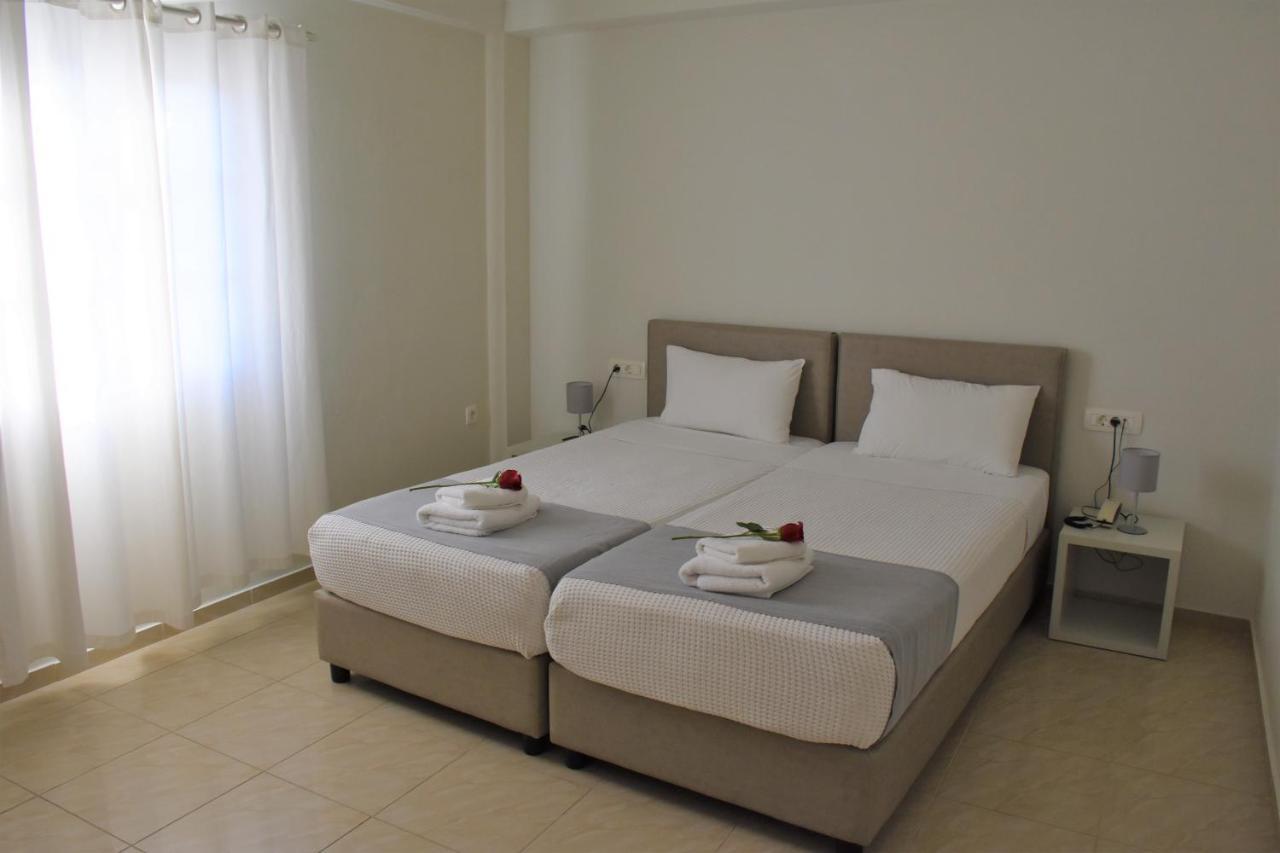 De_Naxia Suites Perissa  Esterno foto