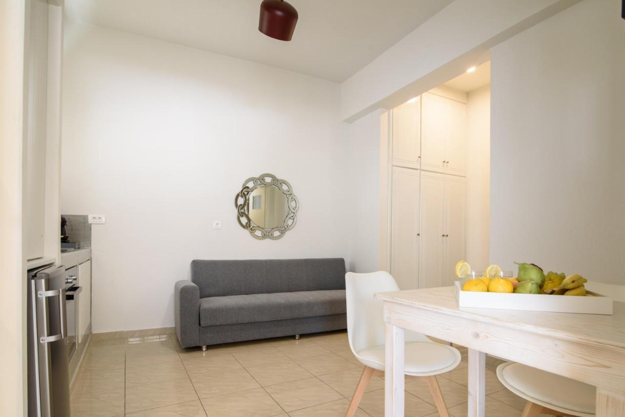 De_Naxia Suites Perissa  Esterno foto