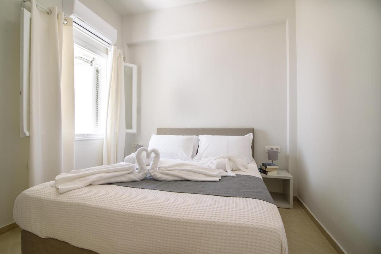 De_Naxia Suites Perissa  Esterno foto